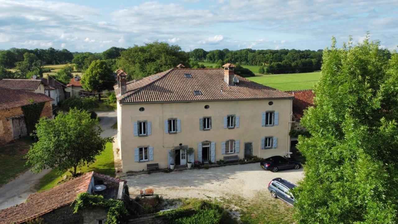 Les Picardies Lesterps Экстерьер фото